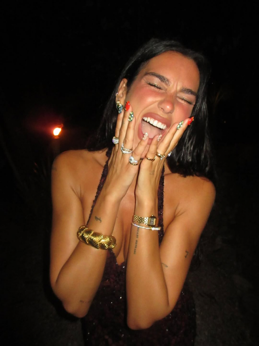 Fotoğraf: @dualipa