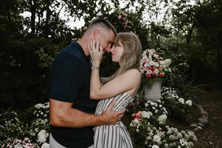 Taylor Swift’in Nişan Yüzüğünün Ardındaki Hikâye