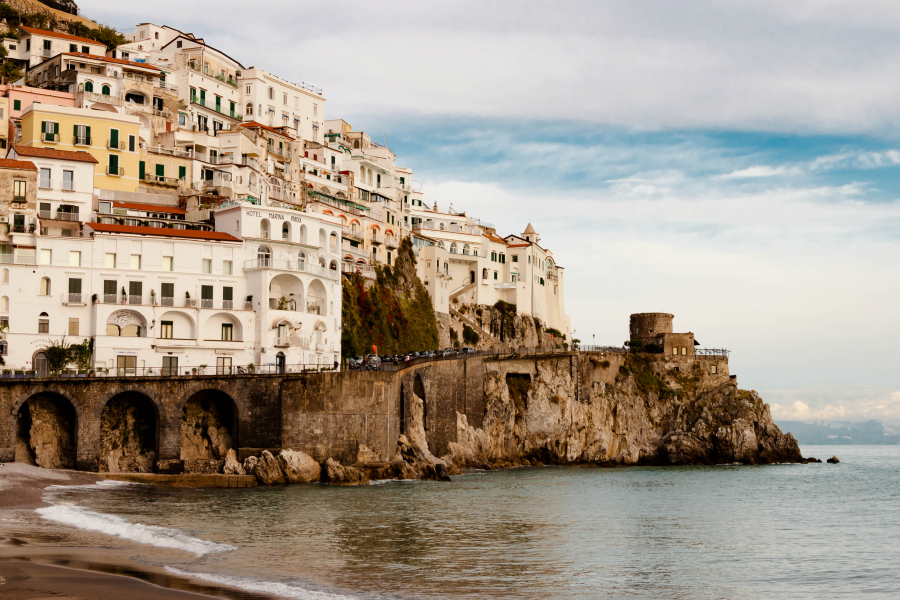Amalfi Coast’ta Yazı Yaşatan Bir Sonbahar Rotası
