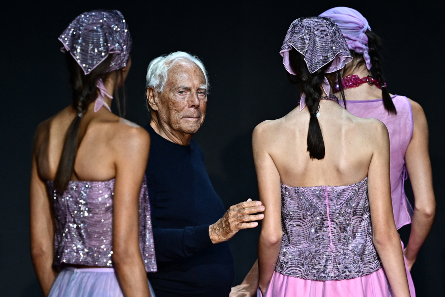İtalyan Moda Tasarımcısı Giorgio Armani Hayatını Kaybetti