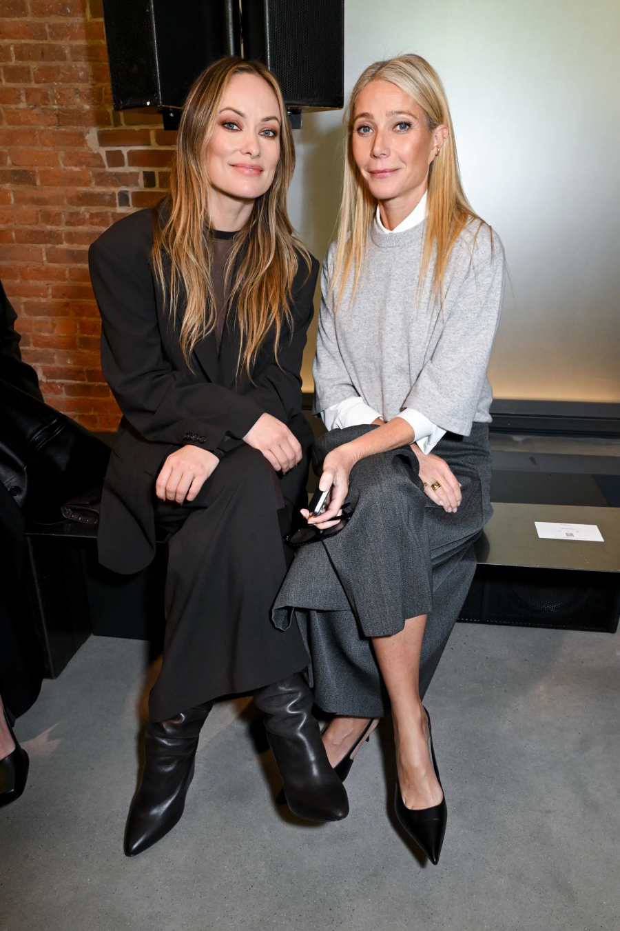 Olivia Wilde ve Gwyneth Paltrow, Michael Kors defilesinde.