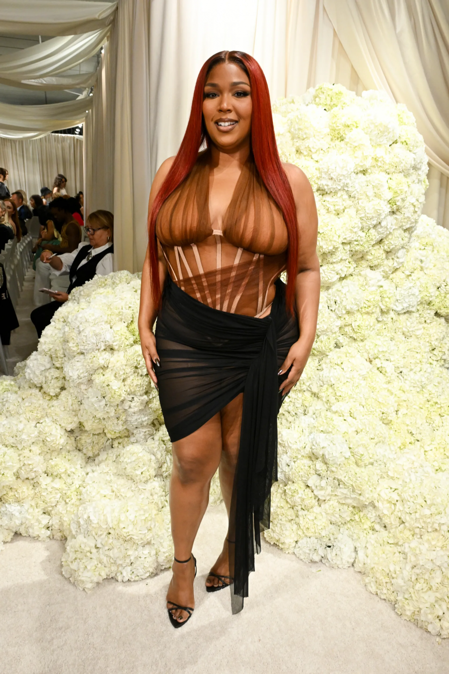 Lizzo, Christian Siriano defilesinde.