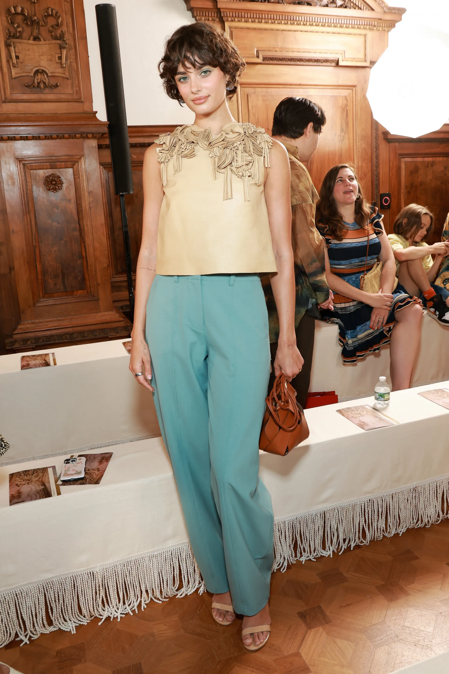 Taylor Hill, Ulla Johnson defilesinde.