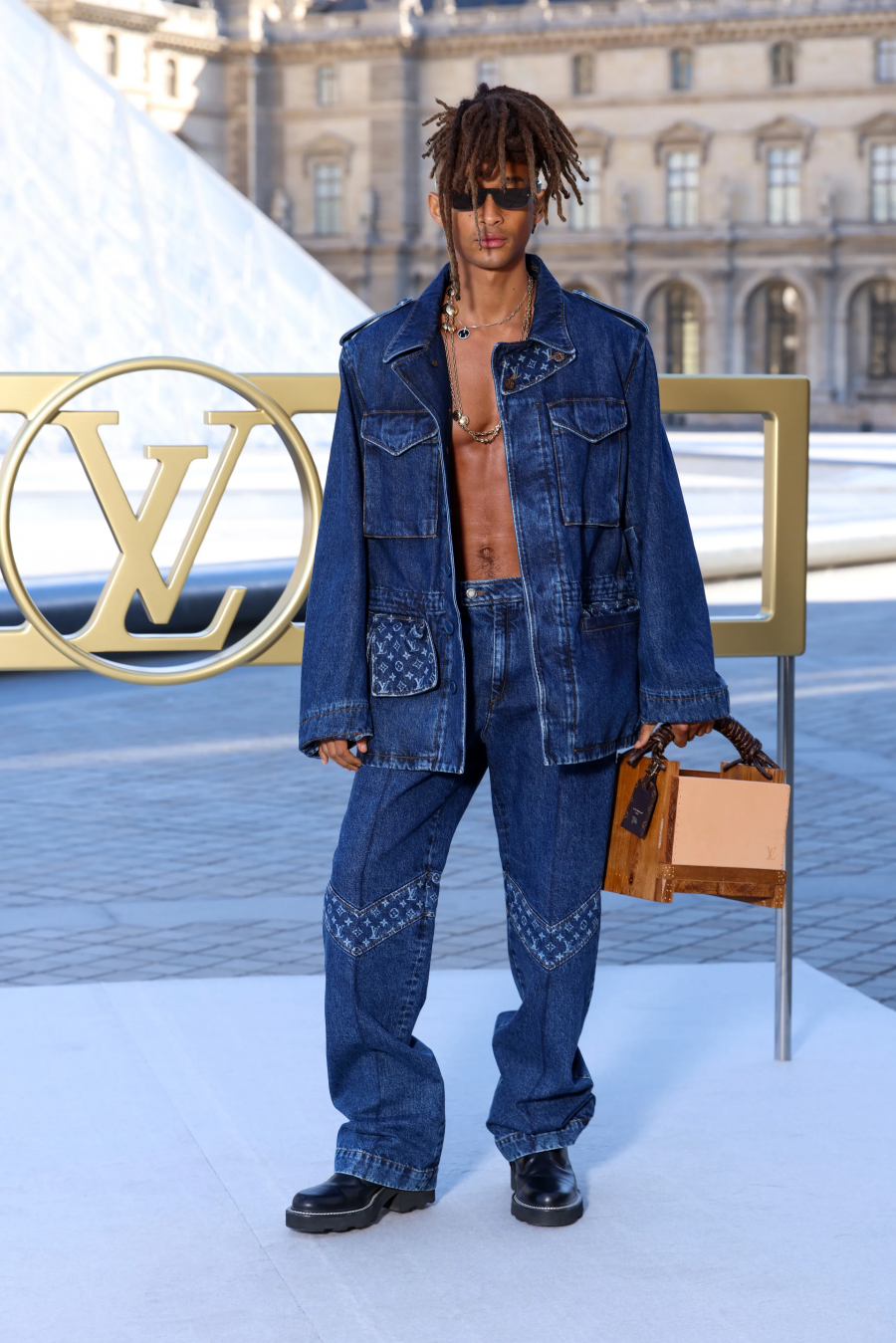 Jaden Smith, Louis Vuitton defilesinde. / Getty Images