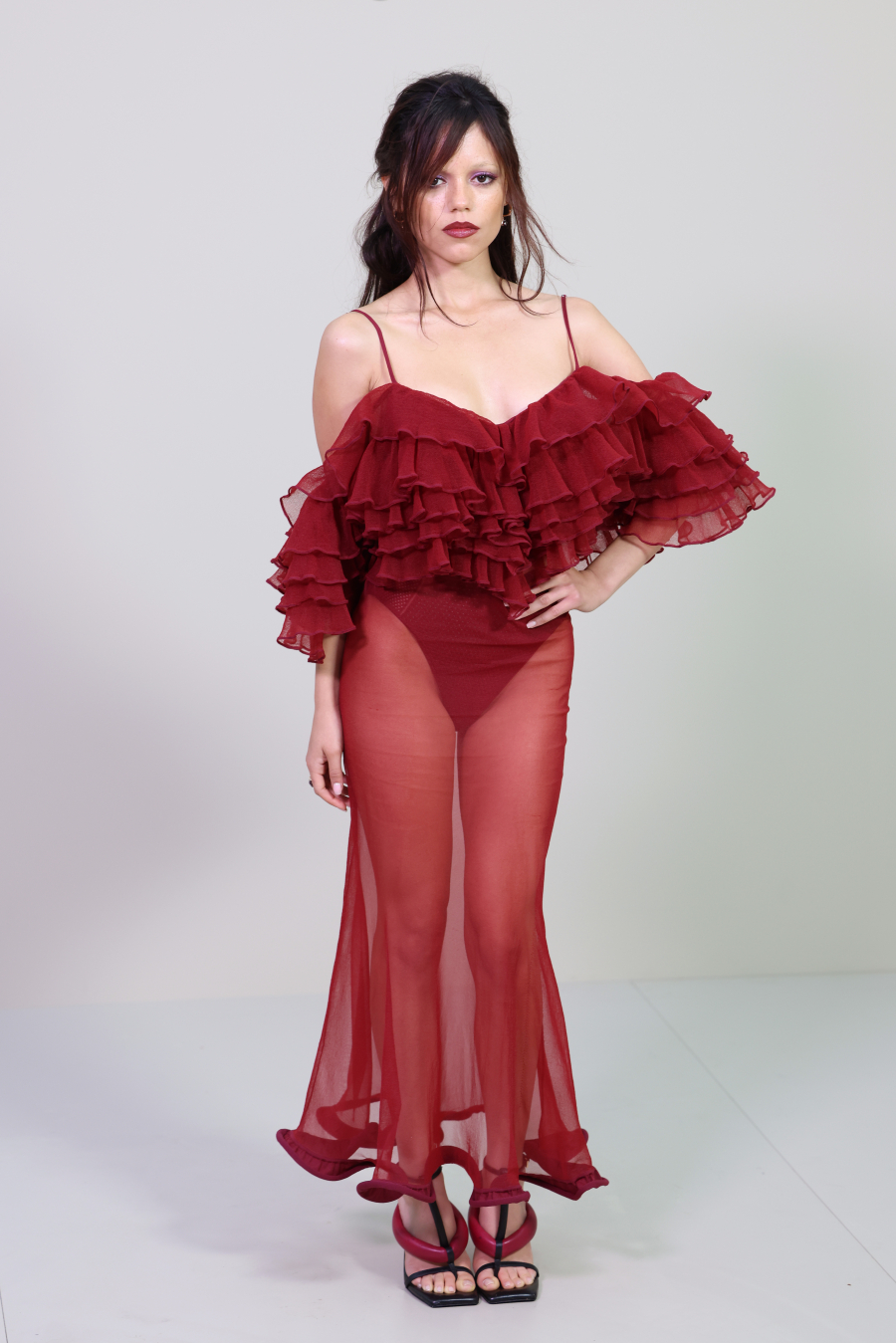 Jenna Ortega, Givenchy defilesinde, Getty Images