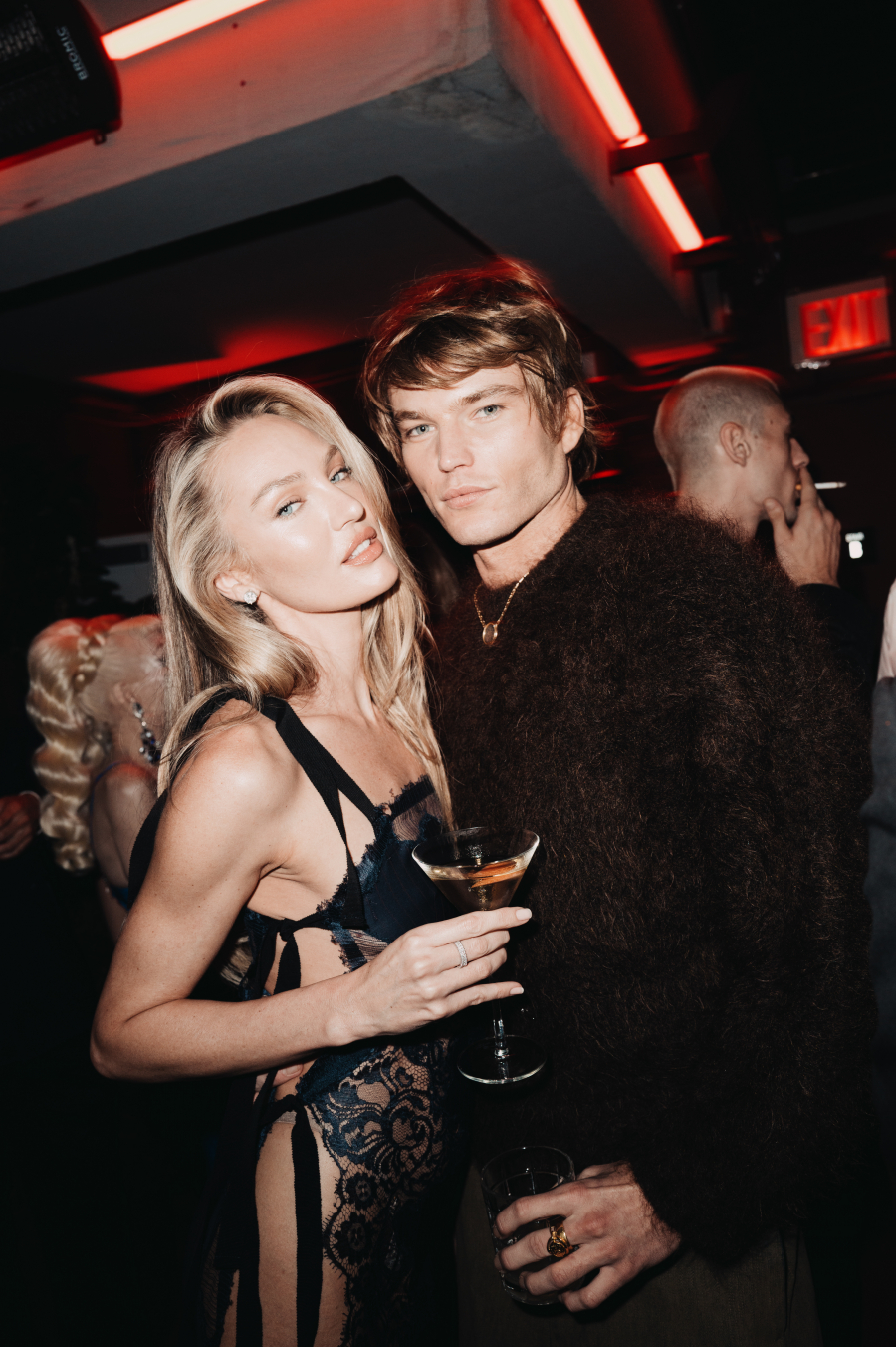 Candice Swanepoel, Jordan Khai Barrett, Fotoğraf: 71