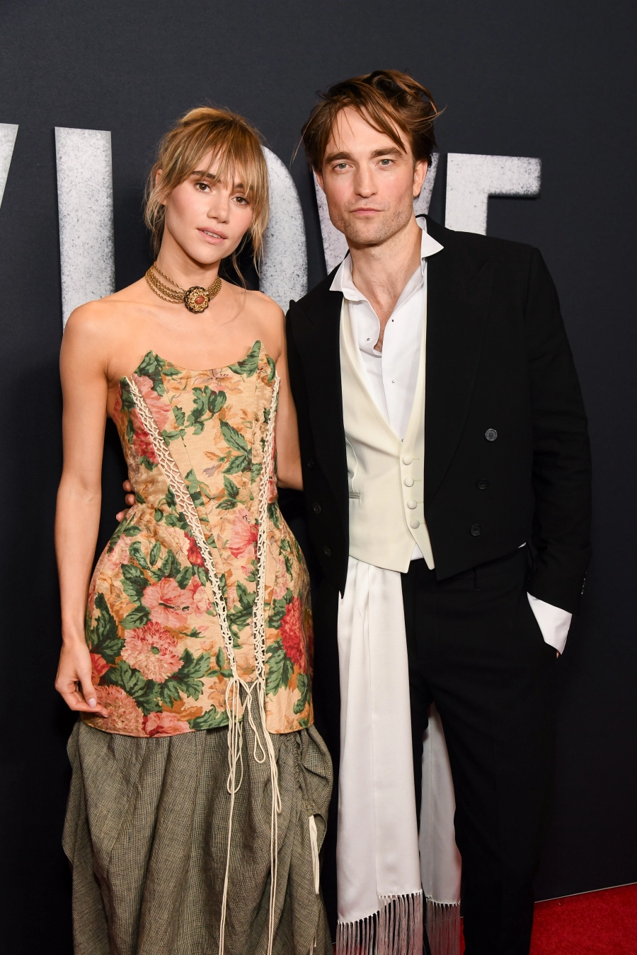 Robert Pattinson Albüm Çıkarmaya Hazırlanıyor Robert Pattinson Albüm Çıkarmaya Hazırlanıyor