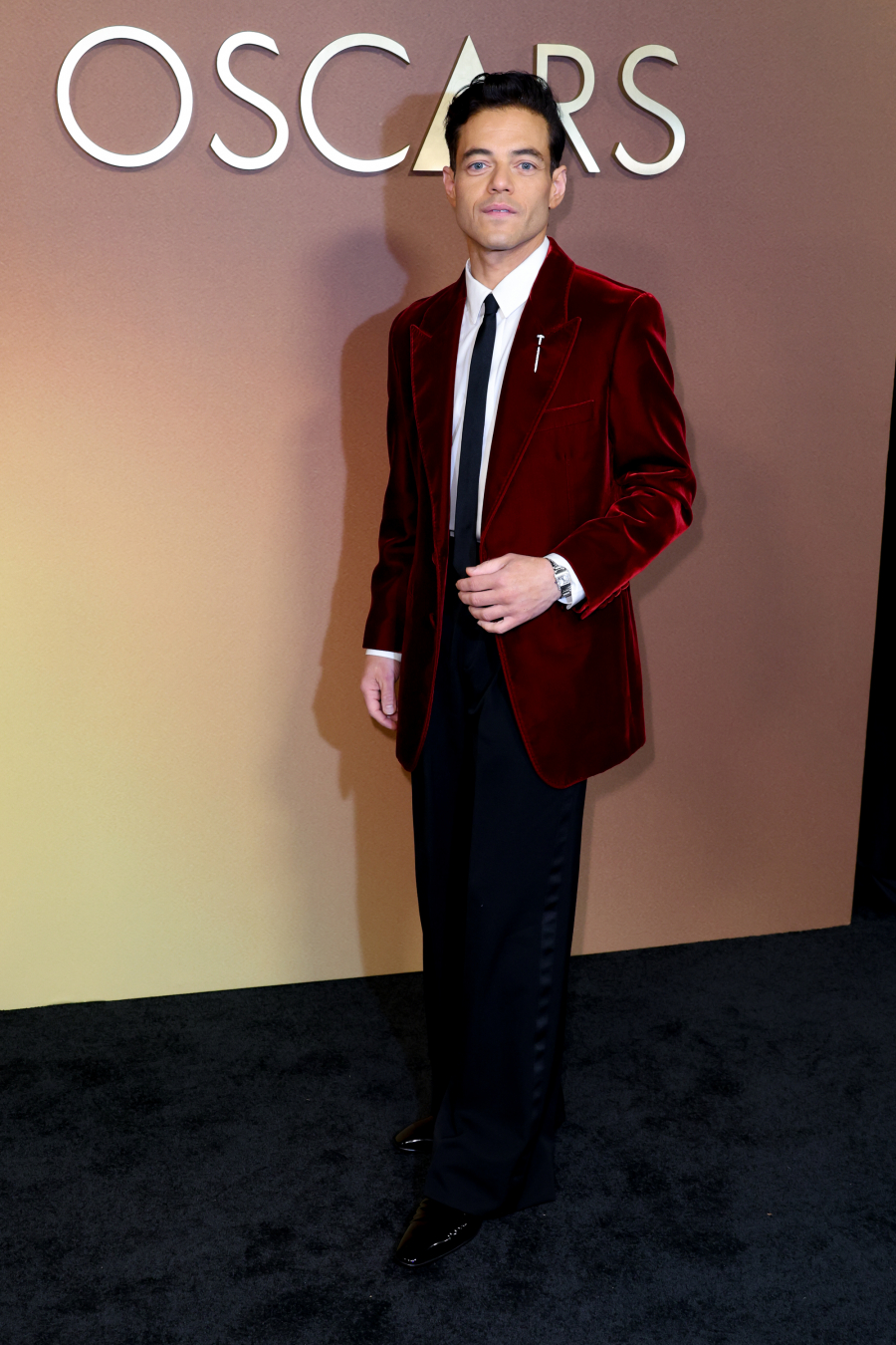 Rami Malek, Saint Laurent ve Cartier mücevher