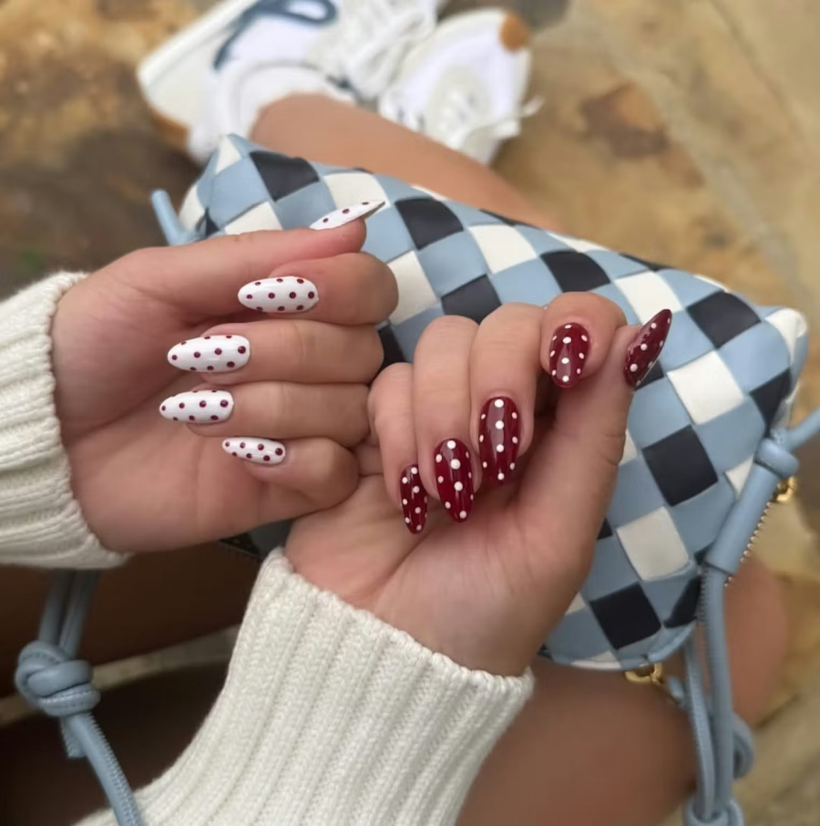 @nailsbyzola