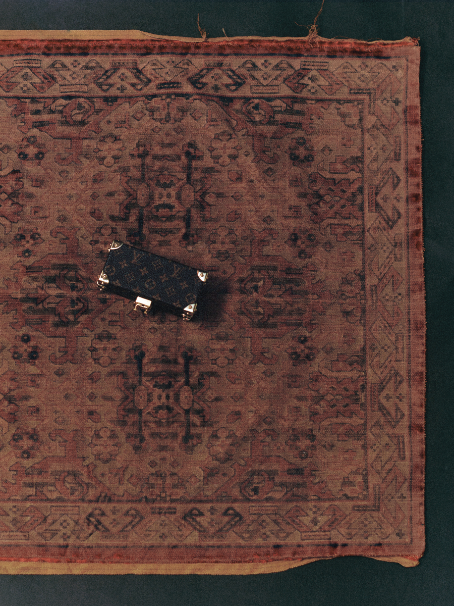 Monogram ruj kutusu LOUIS VUITTON