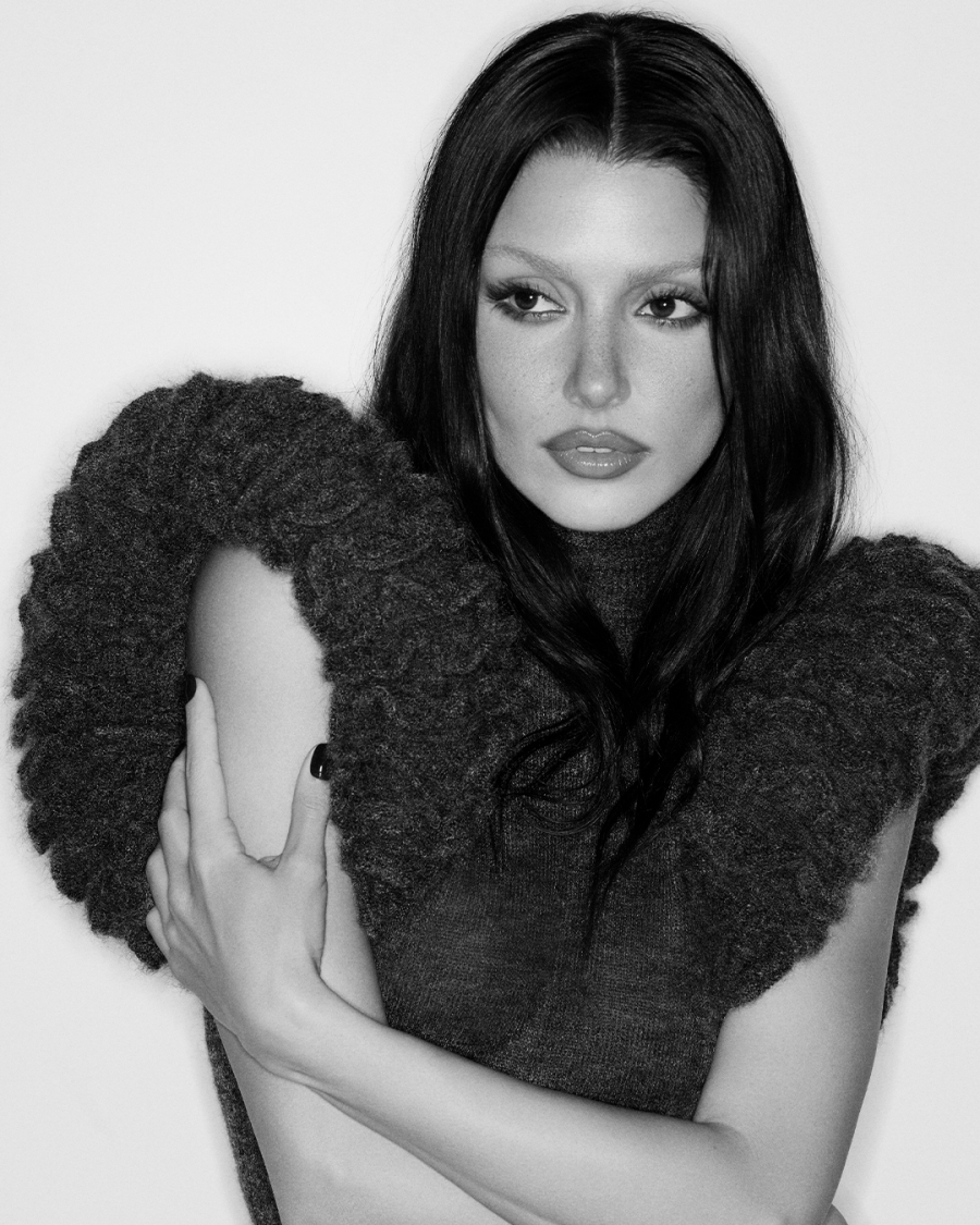 Hande Erçel, Vogue Film Aralık-Ocak 2025/26 Sayısında