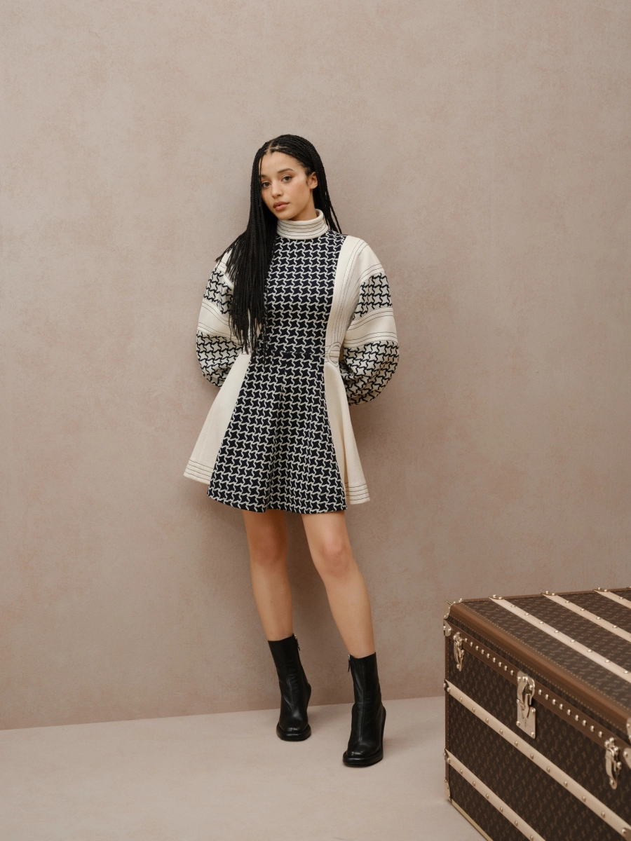 Louis Vuitton’un Yeni Marka Elçisinden Max Mara’nın 2027 Resort Defilesine Haftanın Moda Haberleri