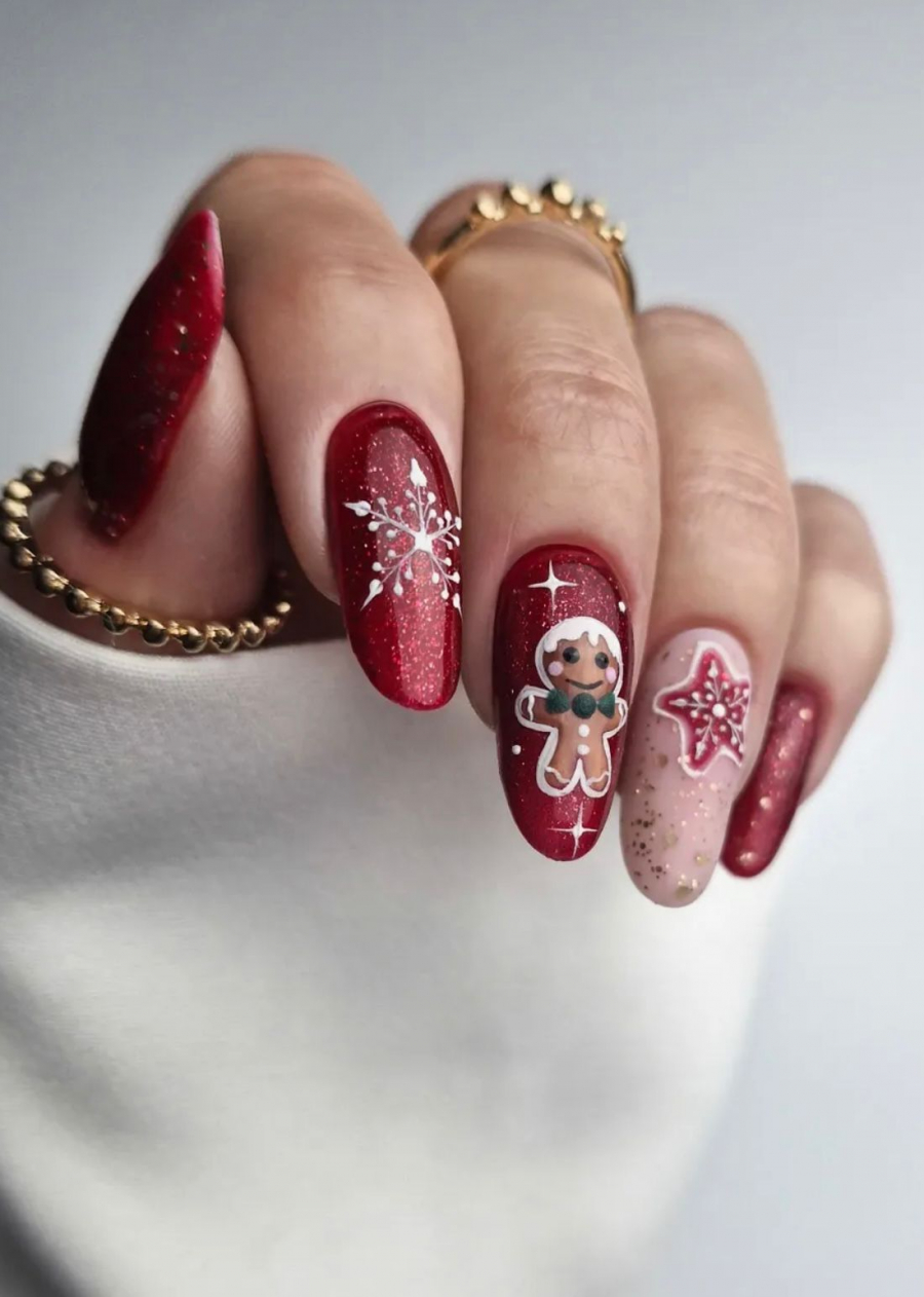 Yılbaşına Özel Tırnak Tasarımları Rehberi Yılbaşına Özel Tırnak Tasarımları Rehberi