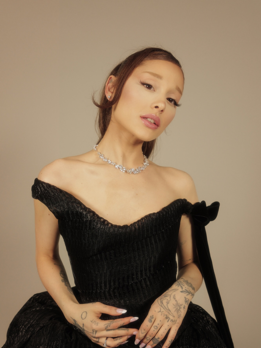 Ariana Grande, Fotoğraf: @r.e.m.beauty