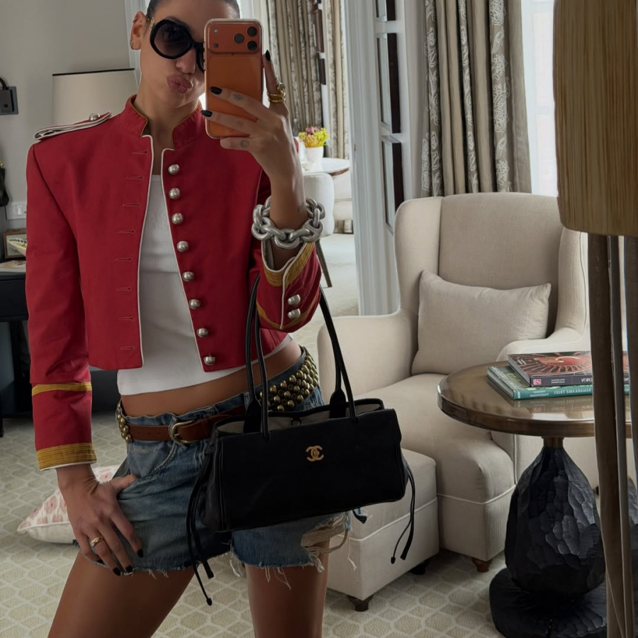 Dua Lipa, Askeri Ceketin Geri Dönüşüne Onay Verdi