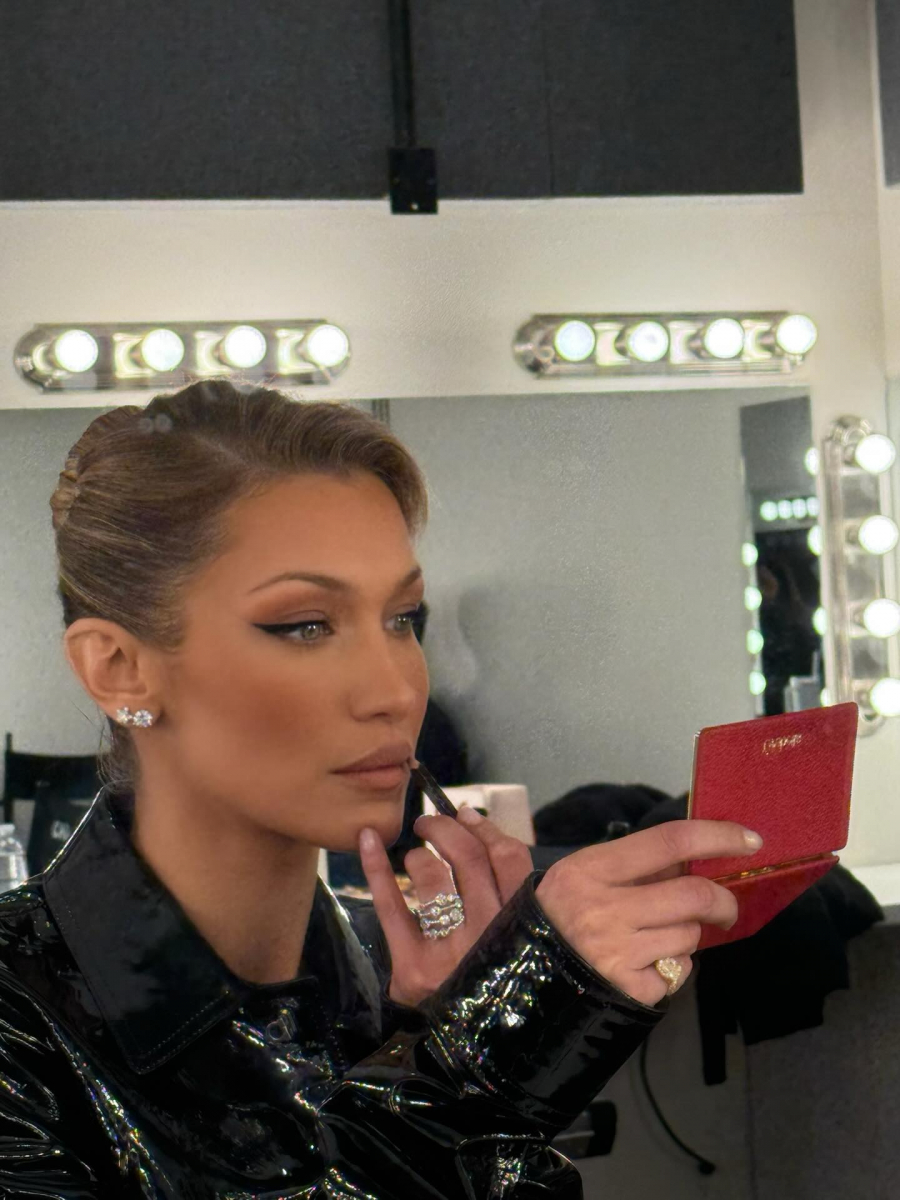 Fotoğraf: @bellahadid