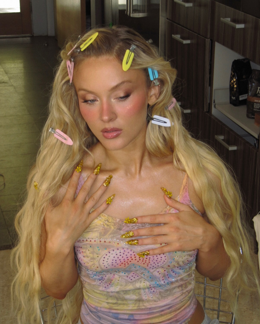 Zara Larsson, Fotoğraf: @sophiasinot