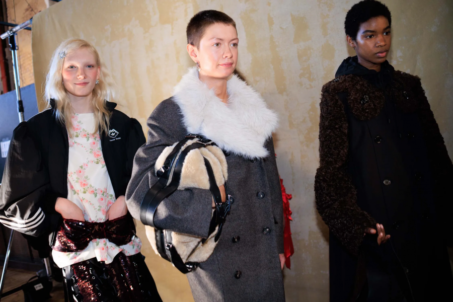 Simone Rocha 2026-27 Sonbahar/Kış, Fotoğraf: Style Du Monde