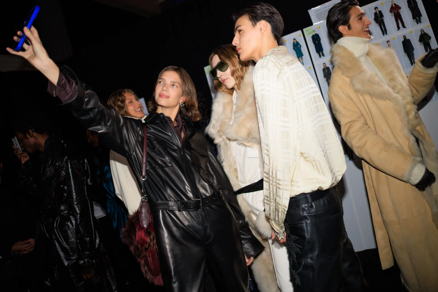 Burberry 2026-27 Sonbahar/Kış, Fotoğraf: Style Du Monde