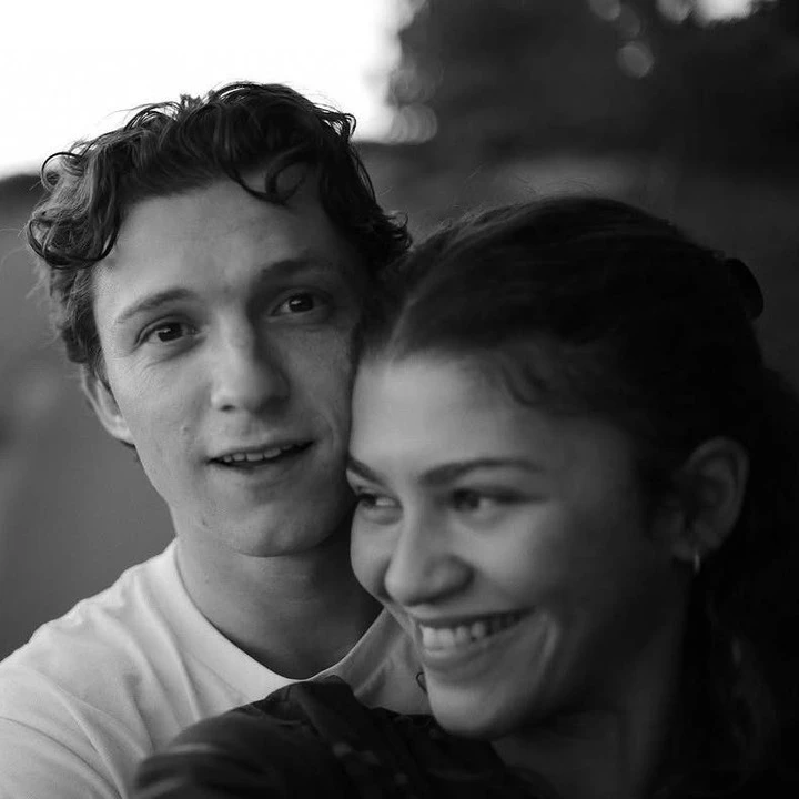 Zendaya ve Tom Holland Gizlice Evlenmiş Olabilir mi? Zendaya ve Tom Holland Gizlice Evlenmiş Olabilir mi?