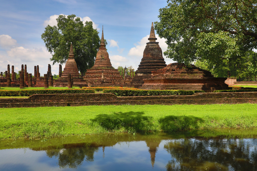 Tayland’da Mutlaka Görülmesi Gereken Yerler Tayland’da Mutlaka Görülmesi Gereken Yerler