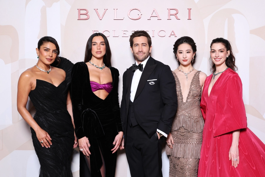 Sanat ile Mücevher Arasında Eklektik Bir Diyalog: Milano’da Işıldayan Bir Yüksek Zanaat Anlatısı Sanat ile Mücevher Arasında Eklektik Bir Diyalog: Milano’da Işıldayan Bir Yüksek Zanaat Anlatısı