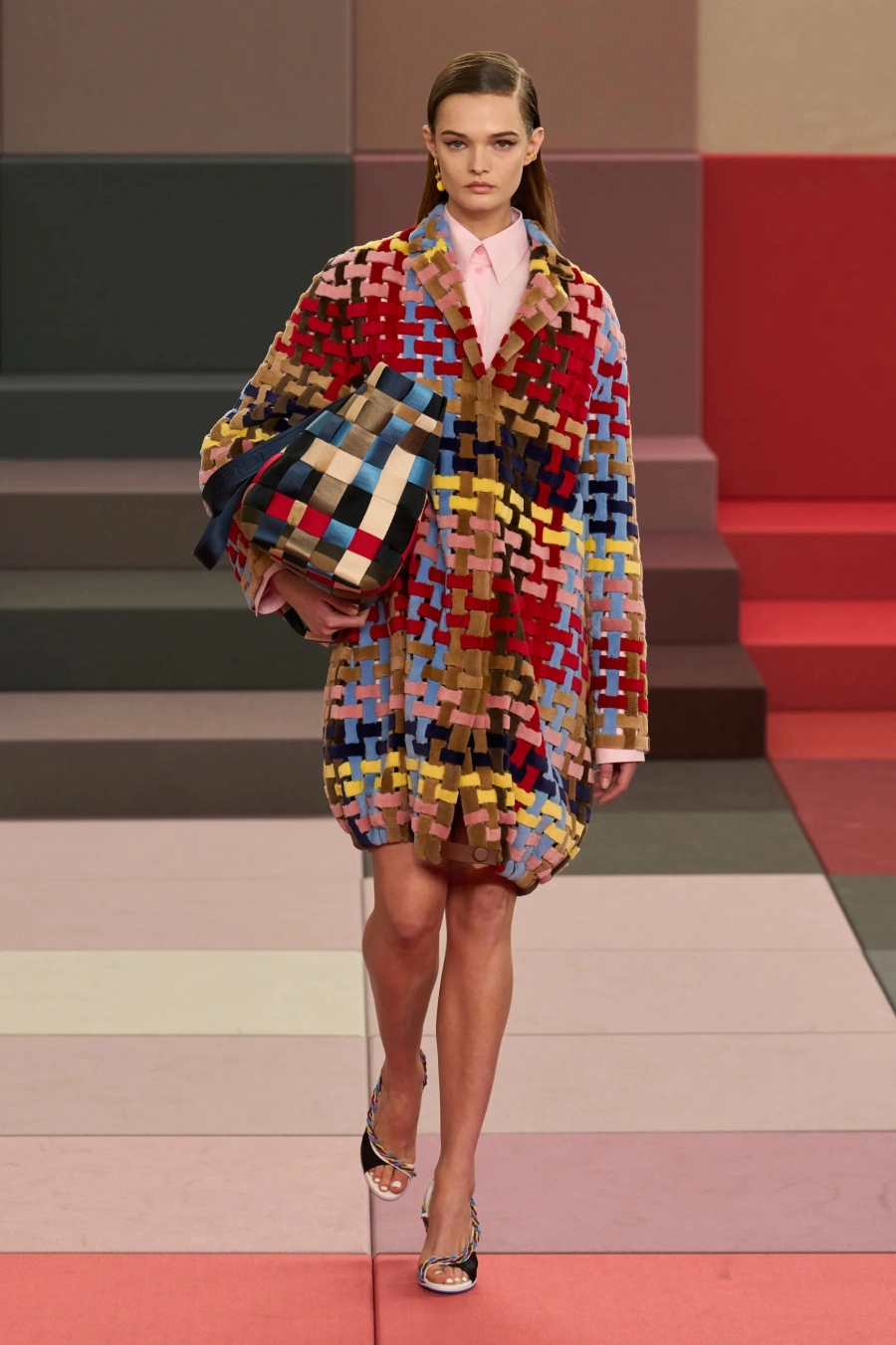 Baştan Aşağı Desen Giymenin Yeni Kuralı