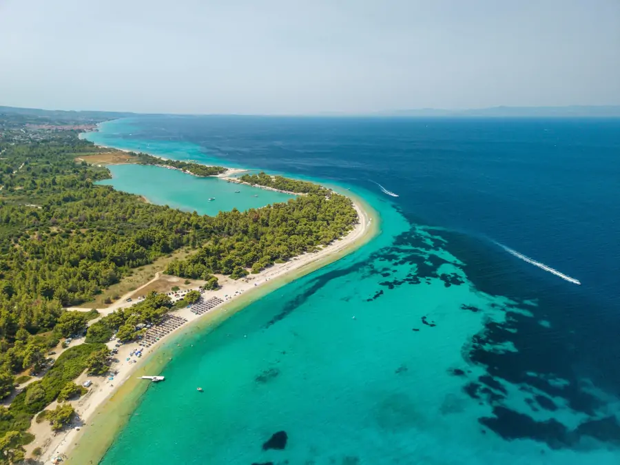 Yolun Sonu Mavi: Halkidiki Rehberi