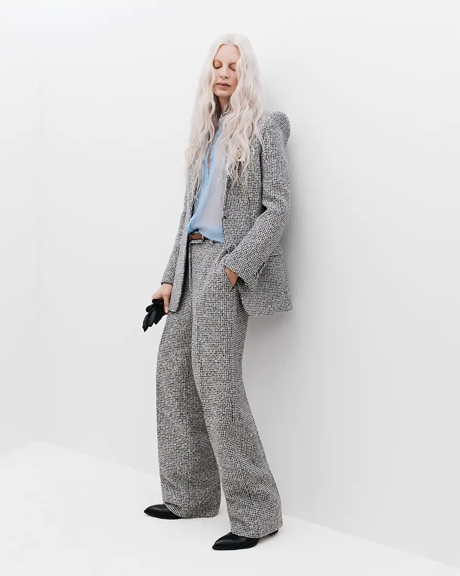 Ofise Dönüşle “Power-Dressing” Yeniden Yükselişe Geçiyor