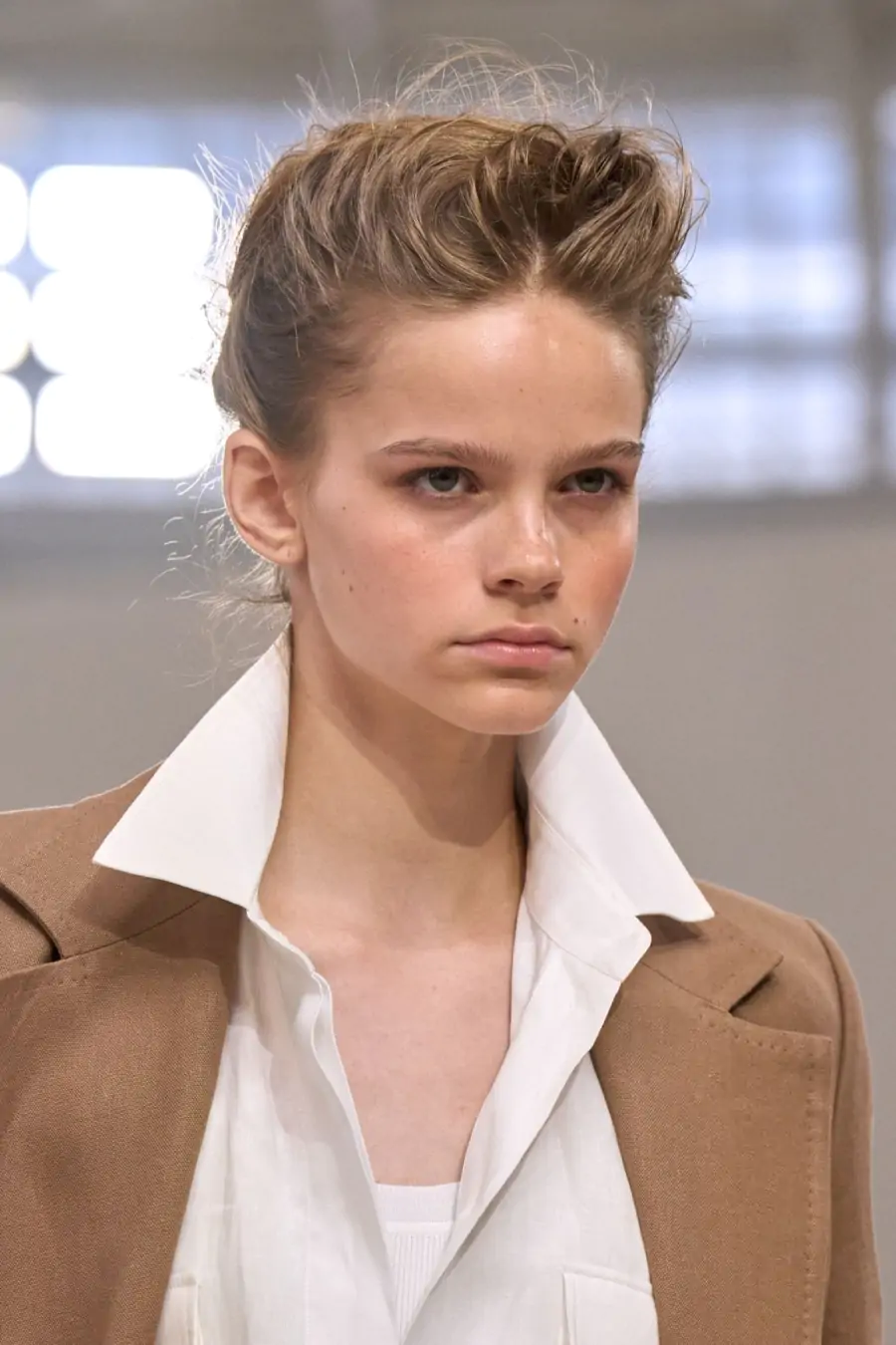 Milano Moda Haftası'nın Dikkat Çeken Saç ve Makyajları