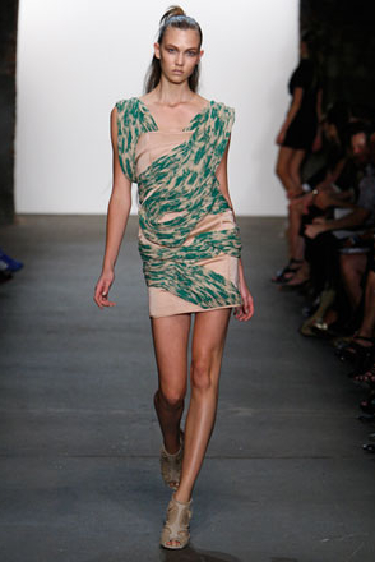 Thakoon bu yaz V2K'da