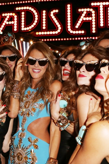 AdR at H&M koleksiyonu Paris'te tanıtıldı