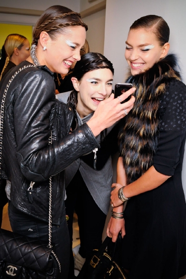 Kim, hangi iPhone aplikasyonlarını kullanıyor?