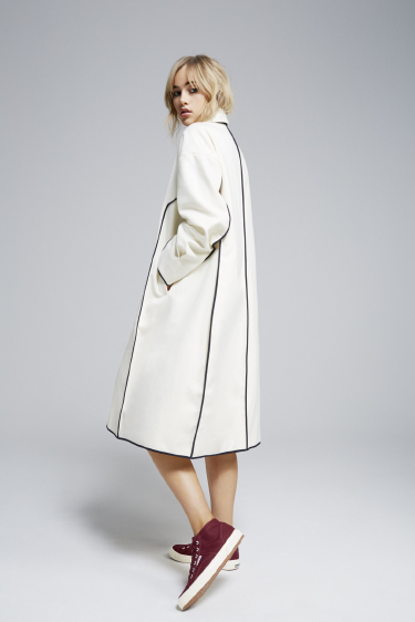 Suki Waterhouse x Superga