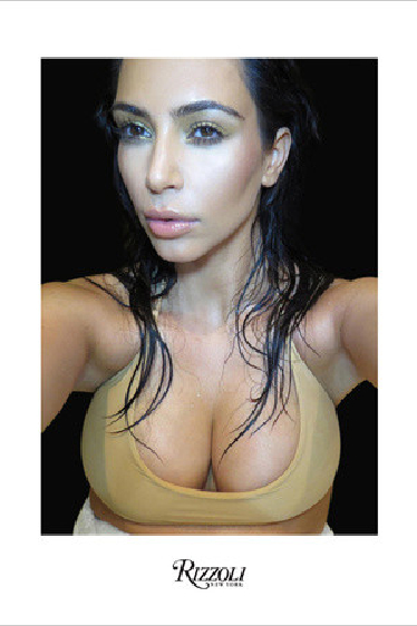 Kim Kardashian'dan Selfie Kitabı: Selfish