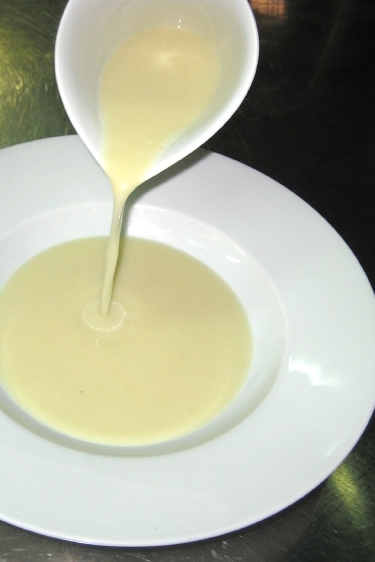 Sıcacık bir çorba içinizi ısıtır 