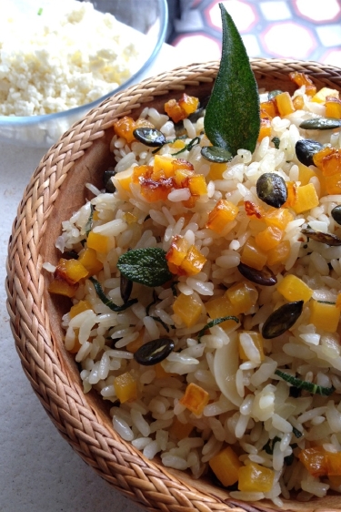 Balkabaklı ve tulum peynirli pirinç pilavı 