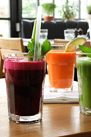 Yaz aylarının olmazsa olmazı; Smoothie!