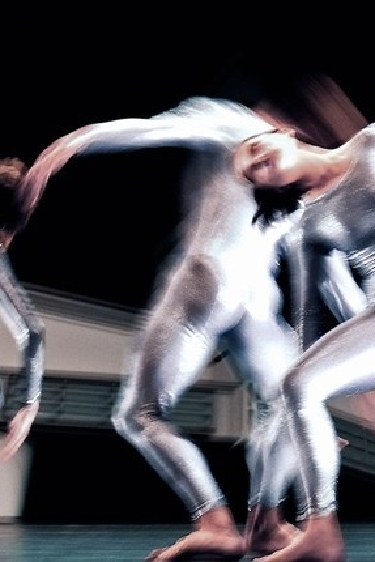 Dans Eden Mücevherler