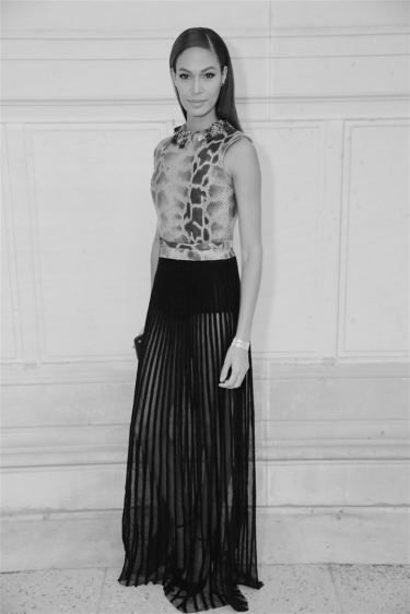 Max Mara daveti