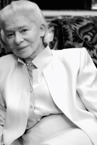 Madame Carven