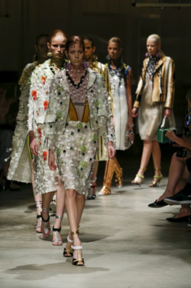 Prada'nın Modern İş Kadınları