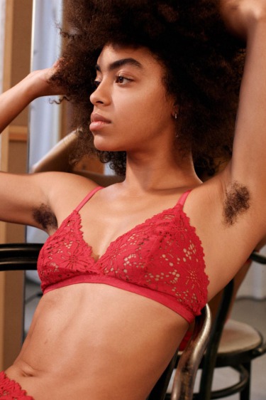 & Other Stories'in Gerçek Kadınları