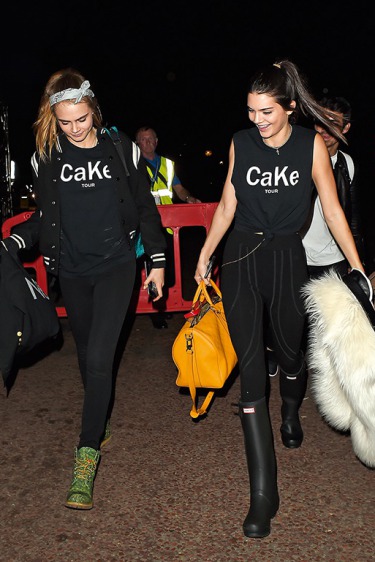 Kendall Jenner ve Cara Delevingne'in Markası CaKe Kendall Jenner ve Cara Delevingne'in Markası CaKe