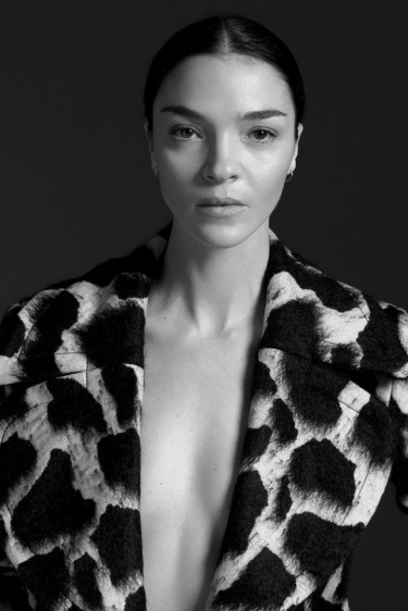 Modern, İtalyan, Cool: Sportmax Pre-Fall 2016 Portreleri