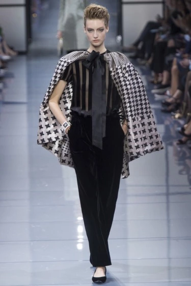 Armani Privé: Modanın Geometrik Hali
