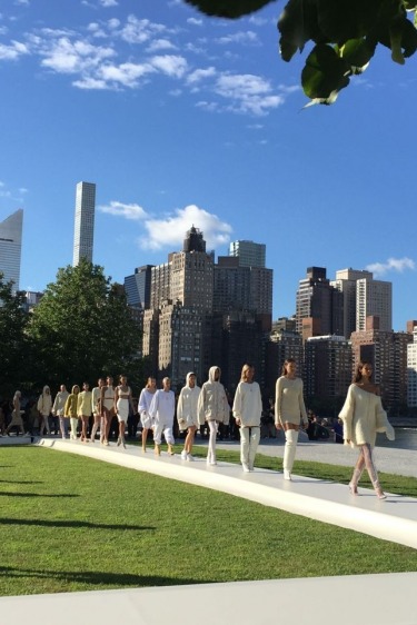 Kazanan Kim: Tom Ford Mu, Kanye West Mi?