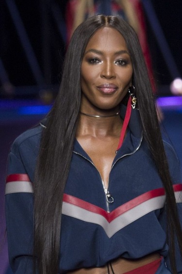 Versace'den Güçlü Kadınlara Övgü