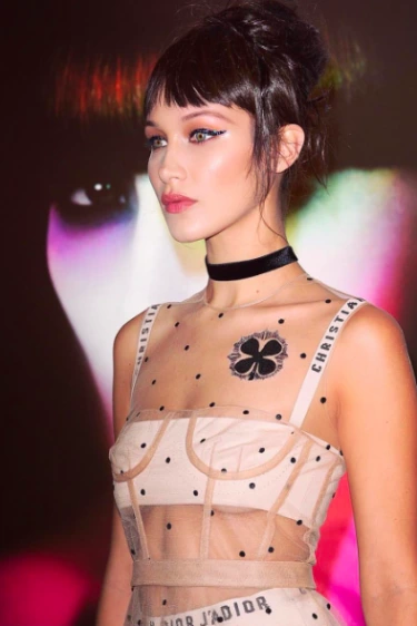 Bella Hadid'in Masalsı Güzelliği Bella Hadid