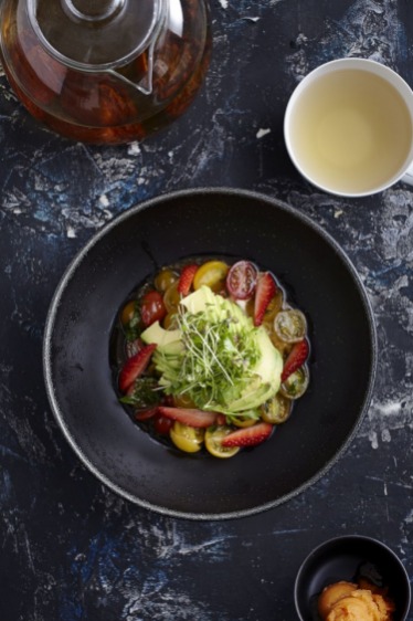 Sürprizli ve Deneysel Tariflerle Çömezin Mutfağı